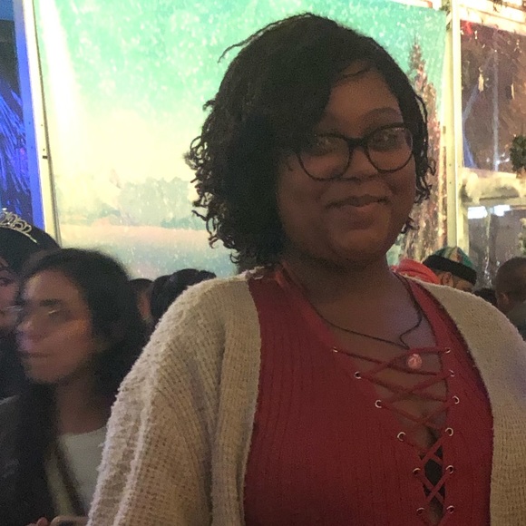 Meet your Posher, Kacie - Picture 1 of 1